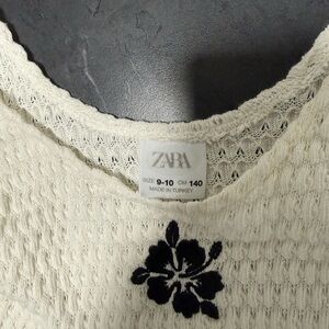 Zara Women's Ivory Knit Sweater with Black Floral Detail